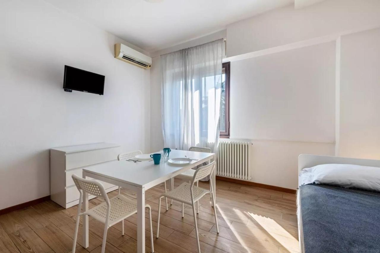 Apartamento Civico 22 Peschiera del Garda Exterior foto