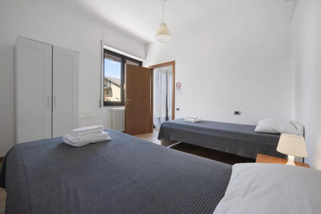 Apartamento Civico 22 Peschiera del Garda Exterior foto